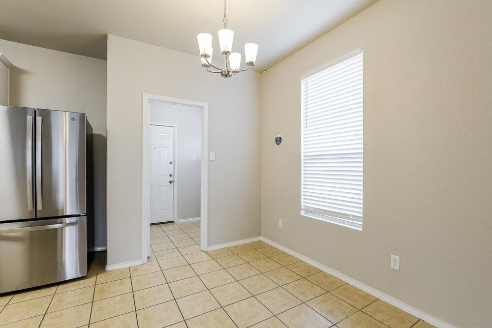 16206 Galloping Oak Knl - Photo 7 of 17