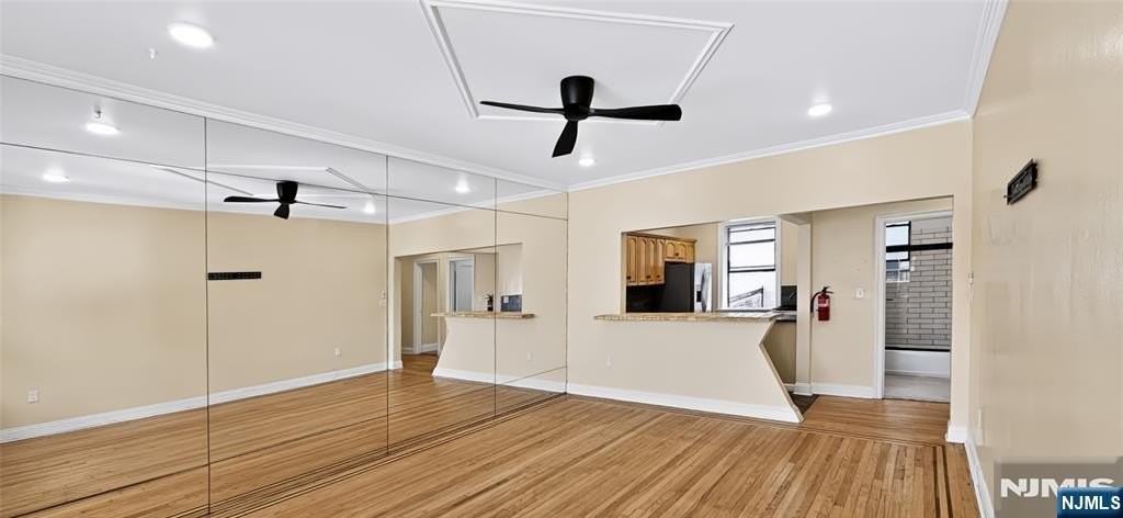1100 83rd St #C6 - Photo 3 of 18