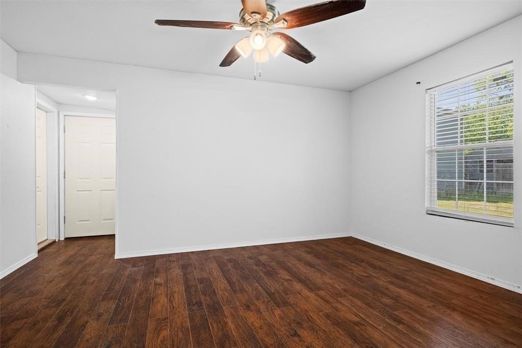 3401 E University Dr - Photo 6 of 32