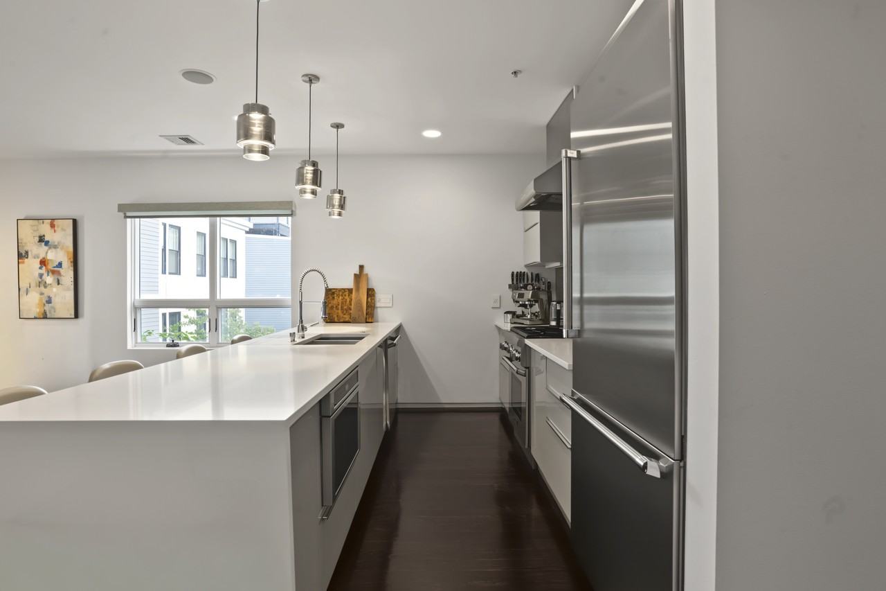 687 East 2nd Street #6 - Photo 4 of 26