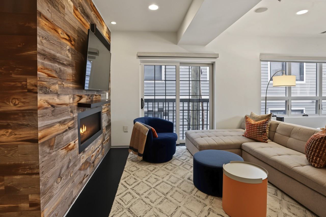 687 East 2nd Street #6 - Photo 3 of 26