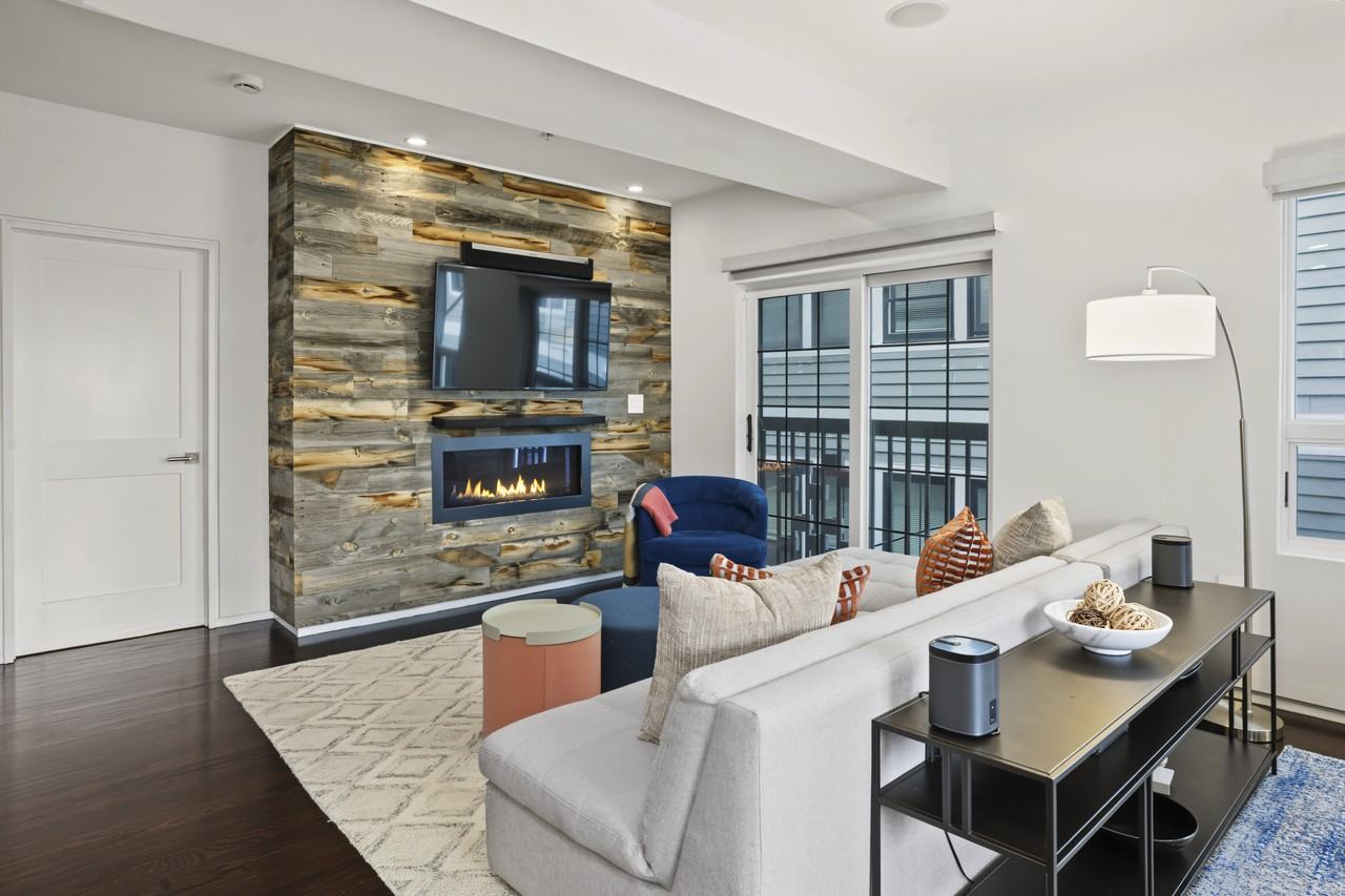 687 East 2nd Street #6 - Photo 2 of 26