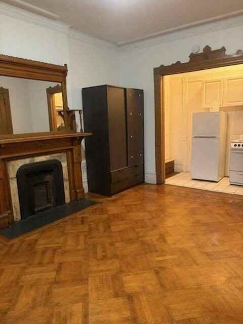 237 Malcolm X Blvd #6 - Photo 3 of 8