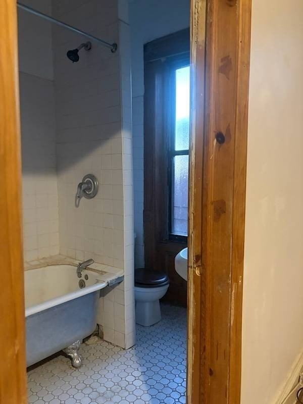 237 Malcolm X Blvd #6 - Photo 4 of 8