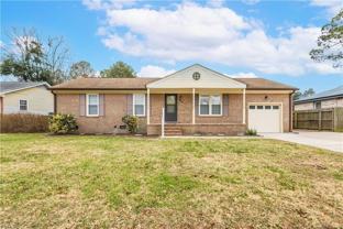 821 Gene Cres - Photo 1 of 1