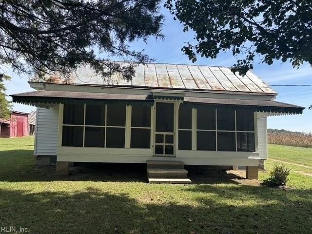 16563 Barrett Dr - Photo 2 of 32