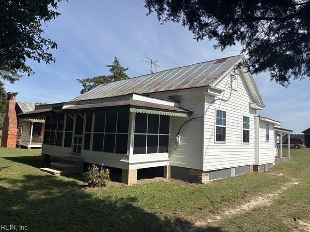 16563 Barrett Dr - Photo 3 of 32