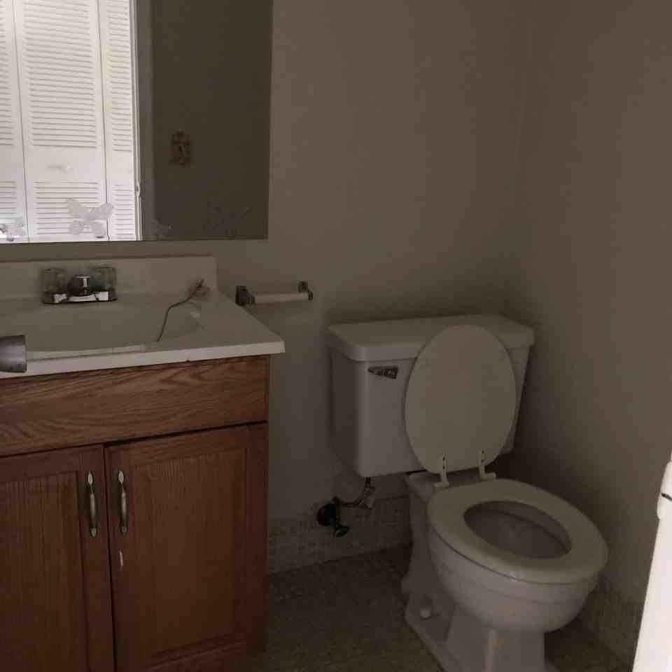 51 Norwich C - Photo 3 of 17
