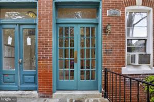 featured image of 1020 W 8th St #2