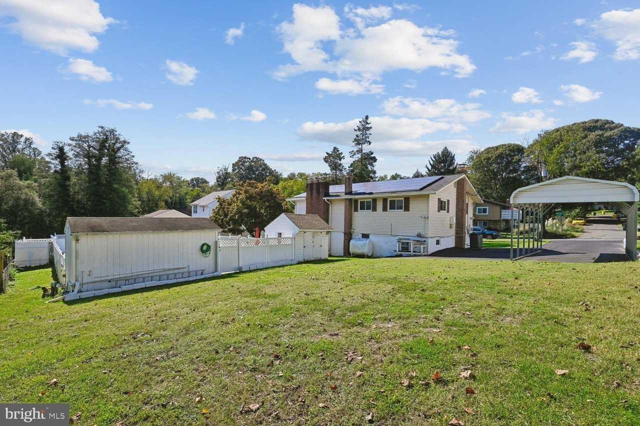 1185 Bayview Vis - Photo 6 of 32