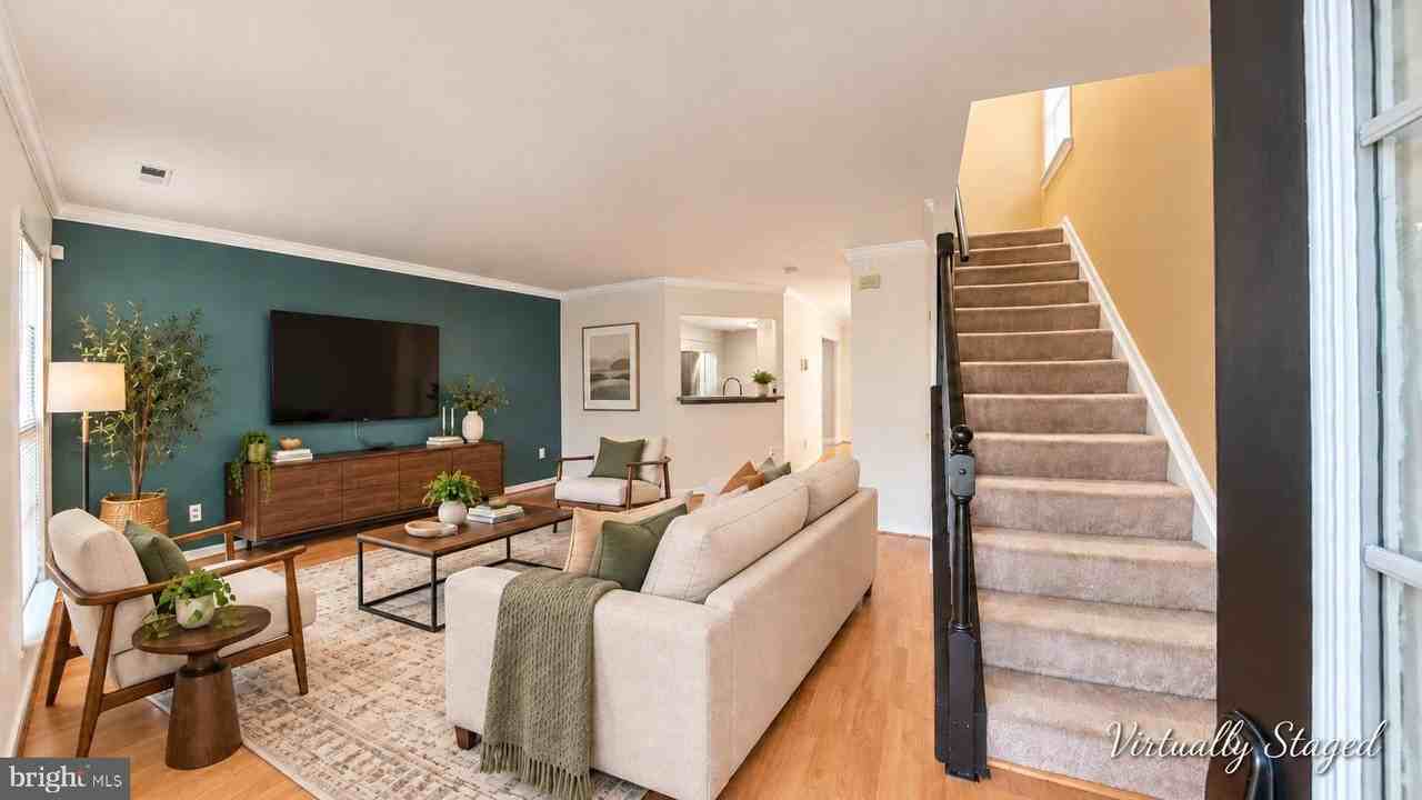 12576 Mirkwood Ln - Photo 2 of 18