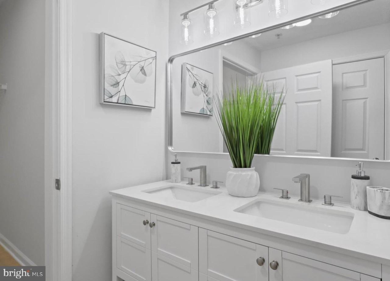 7298 Mahogany Dr #6 - Photo 6 of 10