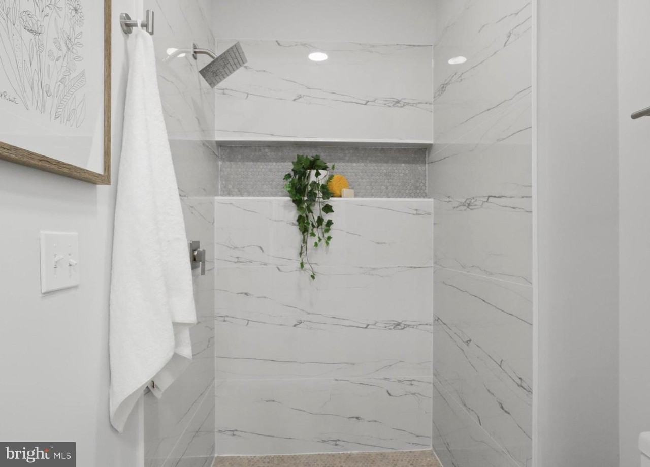 7298 Mahogany Dr #6 - Photo 7 of 10