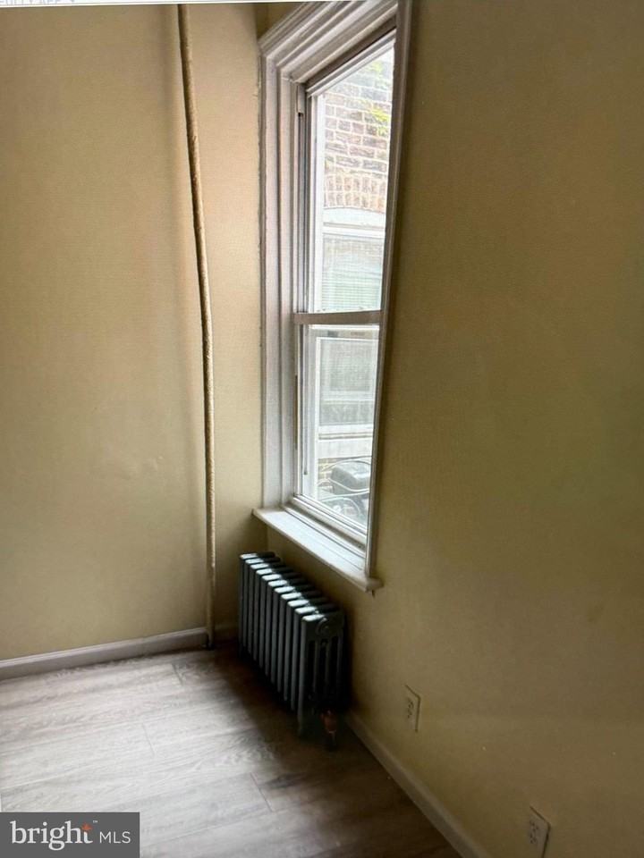 21 Tyrell Ave - Photo 3 of 6