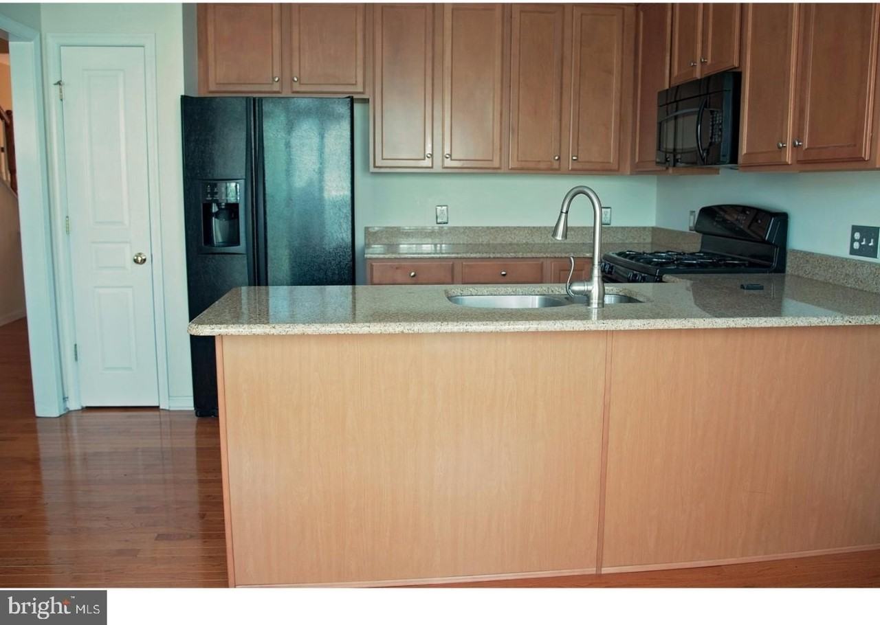 13 Avalon Ct #1803 - Photo 4 of 25