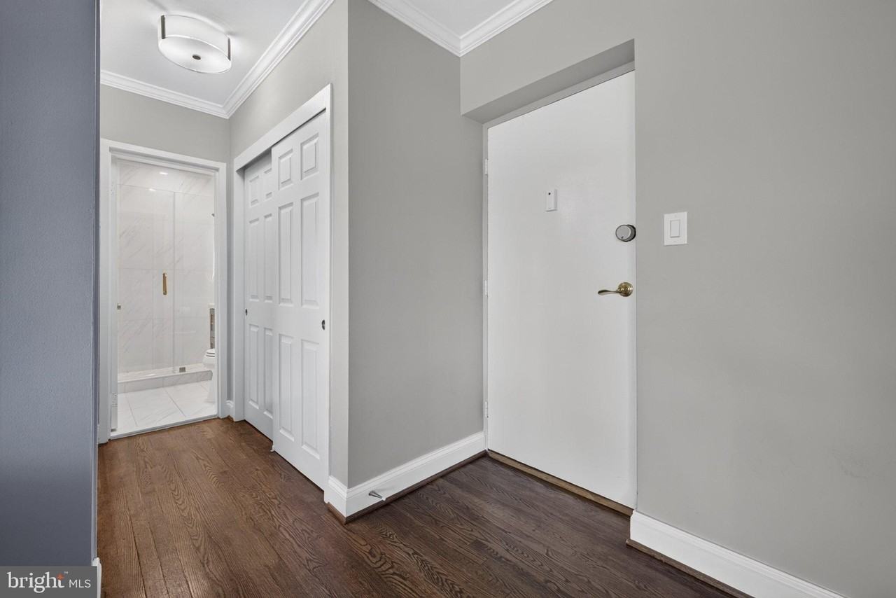 3701 5th St S #405 - Photo 2 of 30