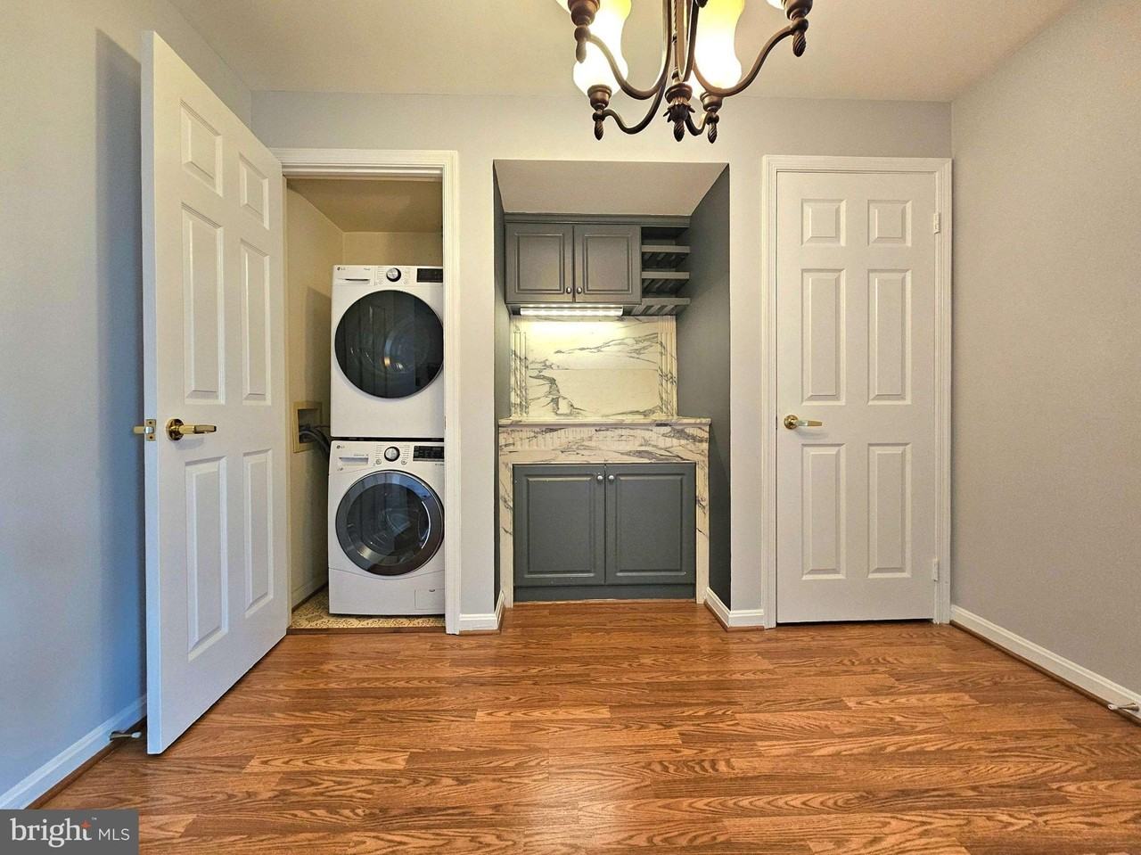 516 N West St - Photo 6 of 17