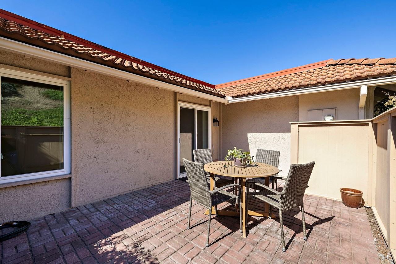 3122 Via Serena N Unit C - Photo 7 of 25