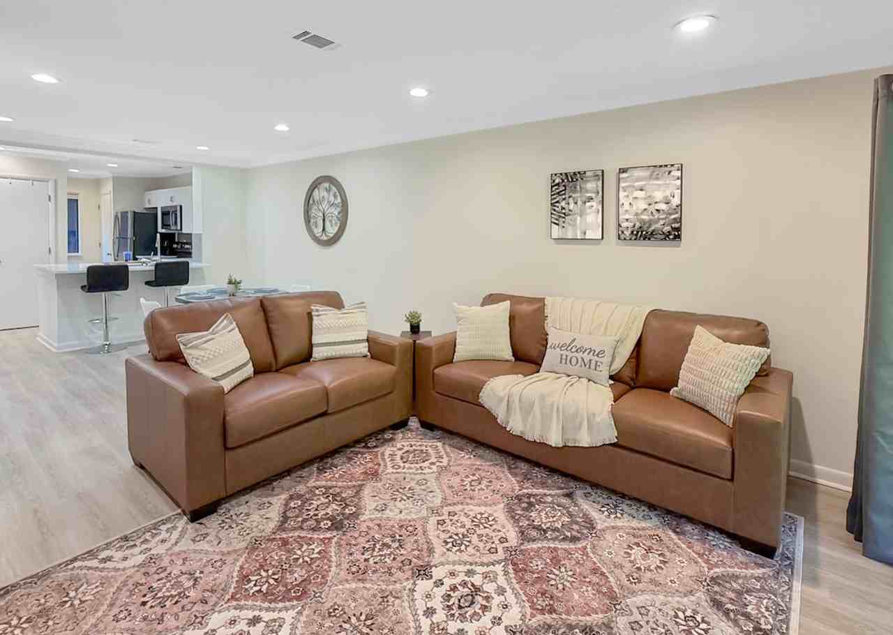 1530 Fort Johnson Rd #1639355P - Photo 4 of 24