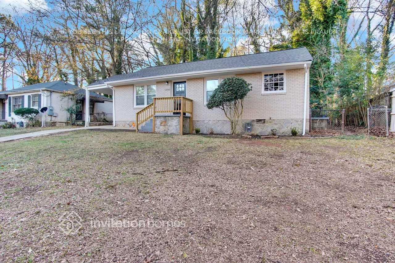 1883 Meadow Ln - Photo 2 of 22