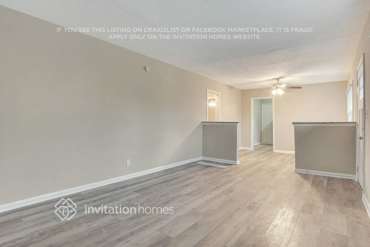 1883 Meadow Ln - Photo 5 of 22