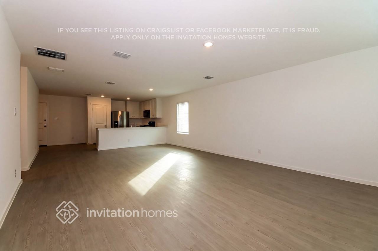 1535 Lanner Meadows Ln - Photo 6 of 17