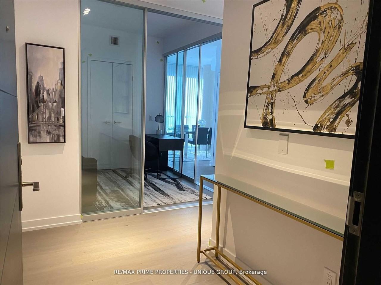 488 University Avenue #5002 - Photo 3 of 39