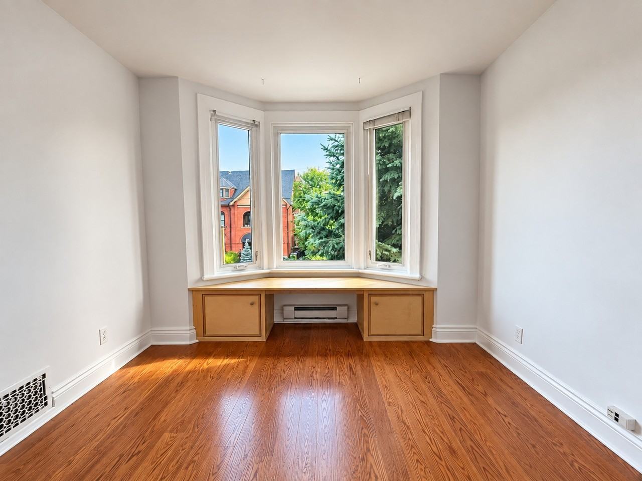 256 Keele Street #2 - Photo 6 of 10