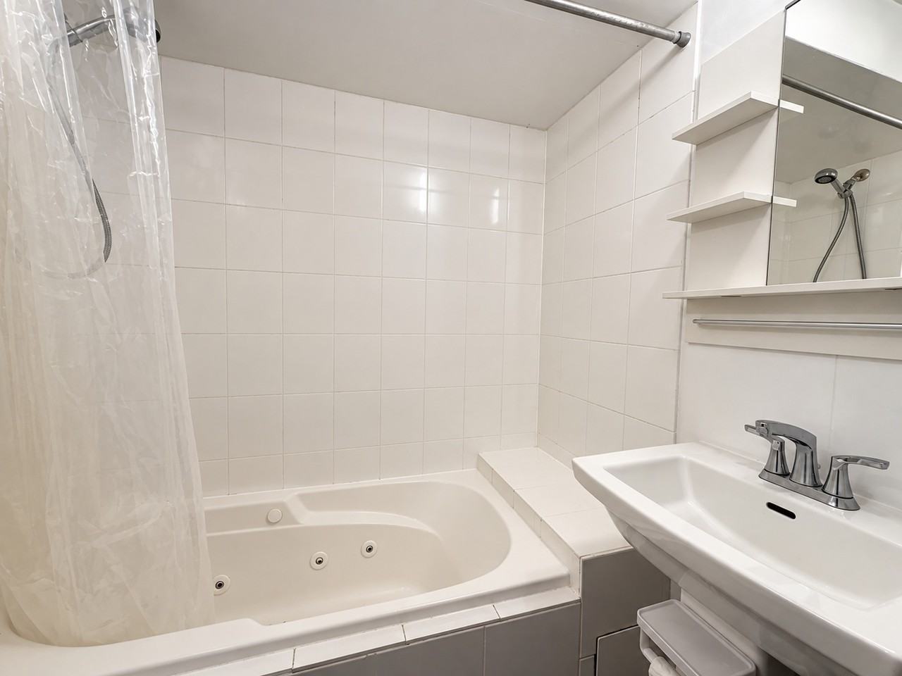 256 Keele Street #1 - Photo 3 of 10