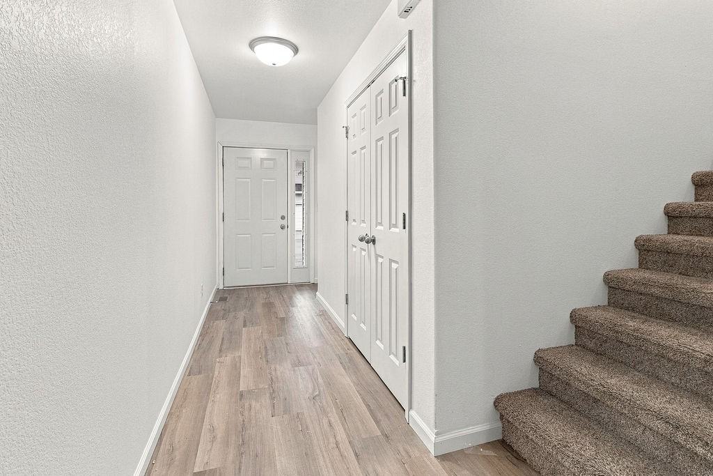 1625 10th Ave E #1 - Photo 6 of 17