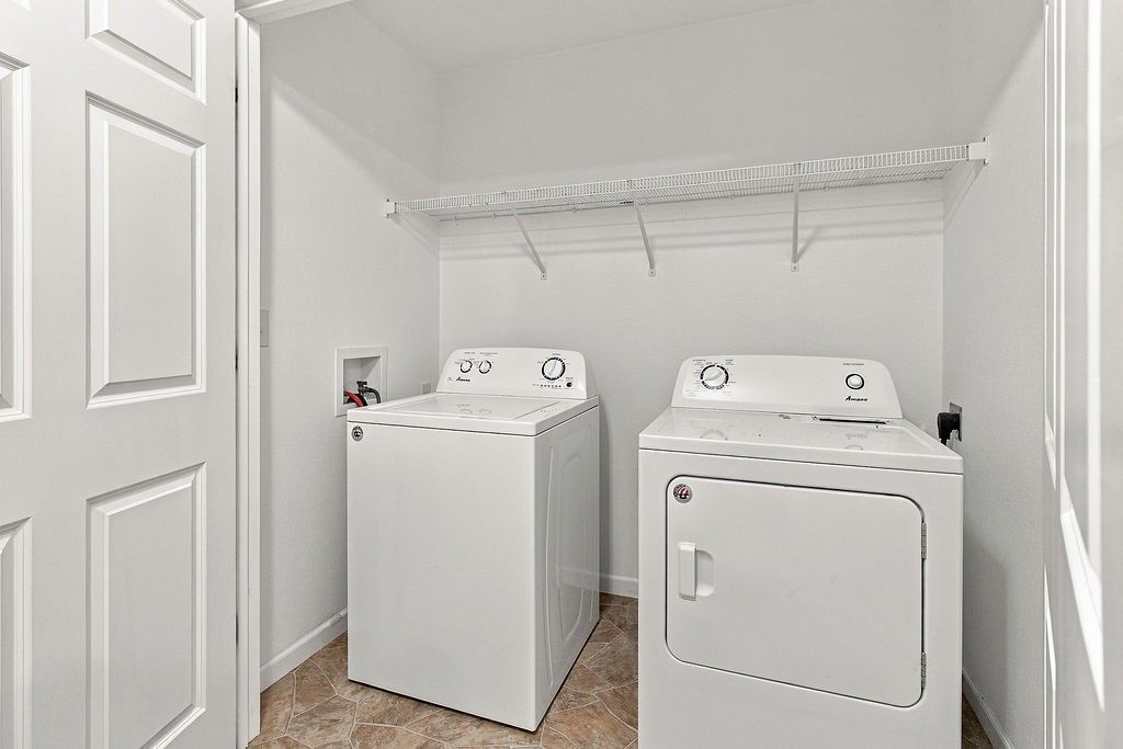 1625 10th Ave E #1 - Photo 7 of 17