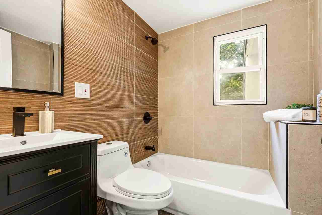 1 Lorelei Road - Photo 7 of 14