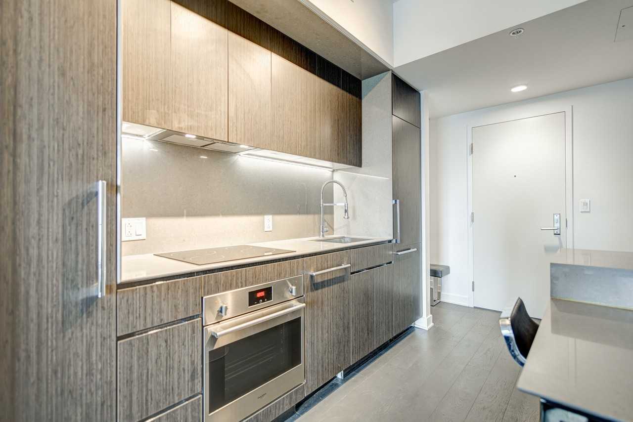 1288 Avenue des Canadiens-de-Montréal #2713 - Photo 4 of 20