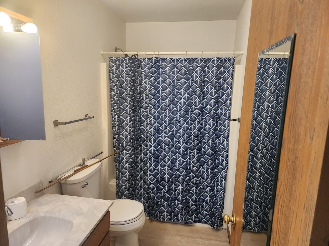1490 Tower Dr #3 - Photo 5 of 17