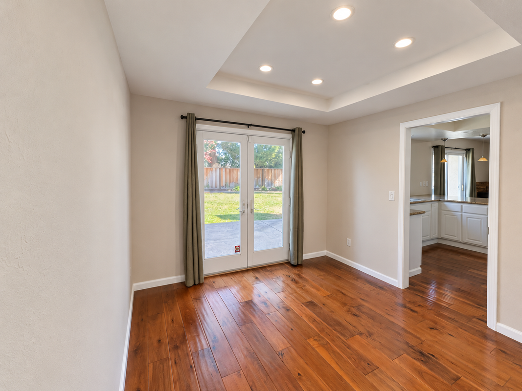 2935 Sombrero Cir - Photo 7 of 37