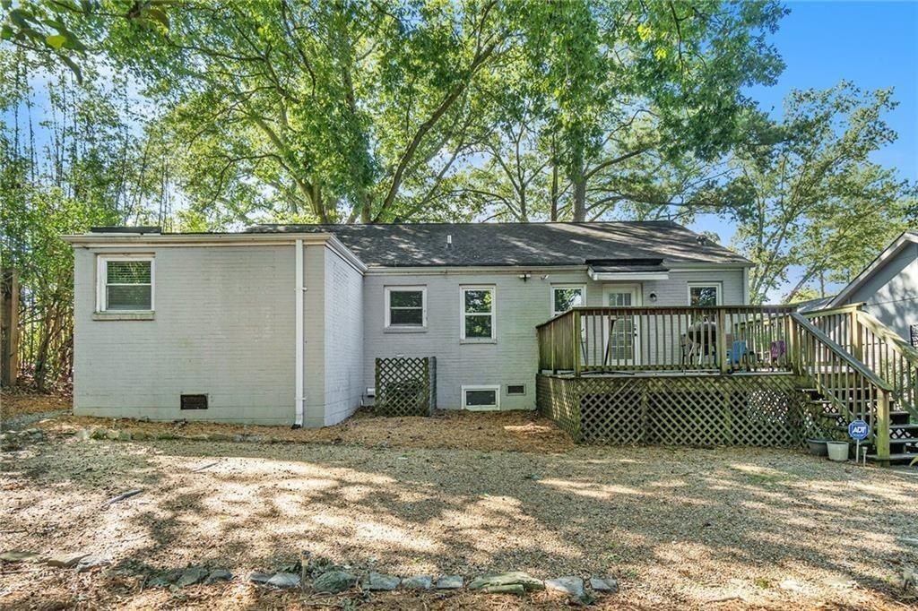 526 Rock Springs Rd Ne - Photo 3 of 28