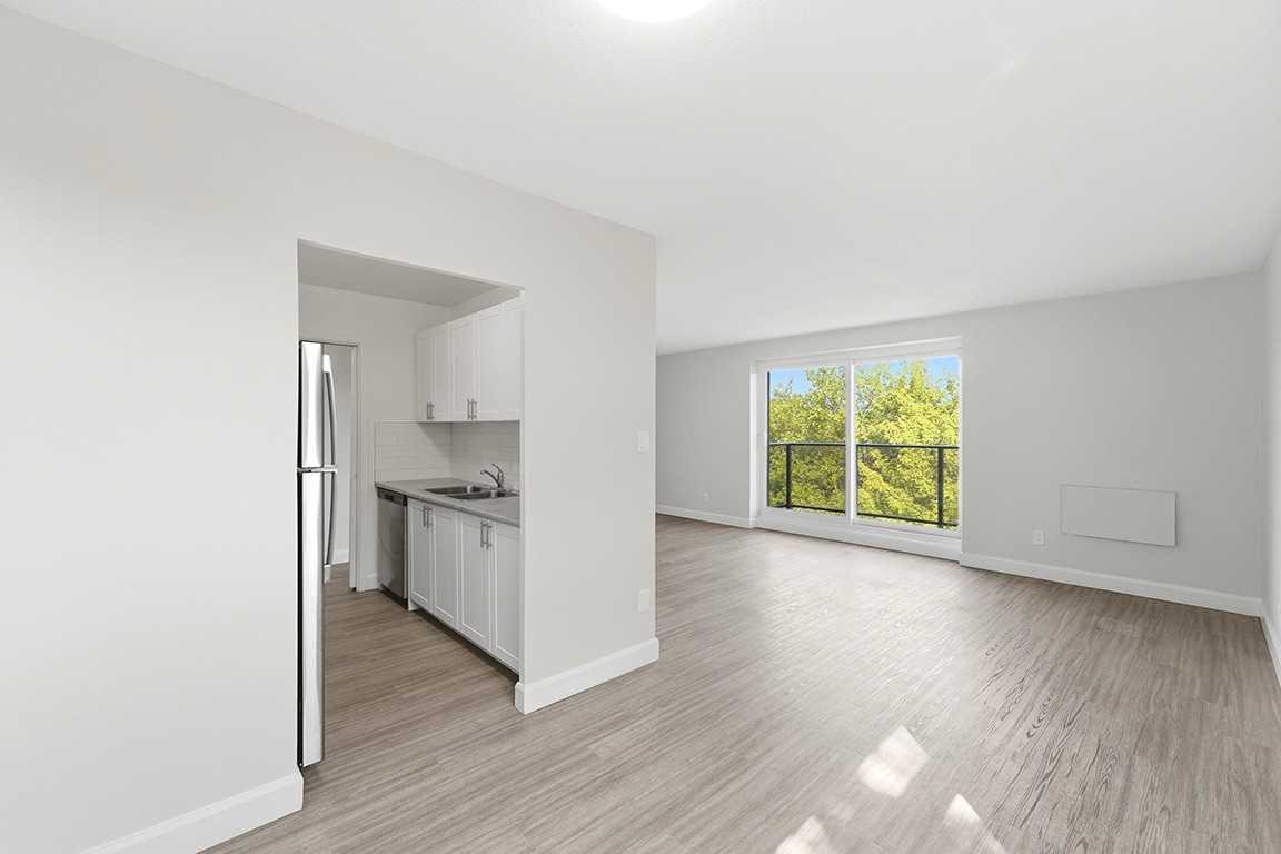 Embassy Tower Apartments - Photo 7 of 25