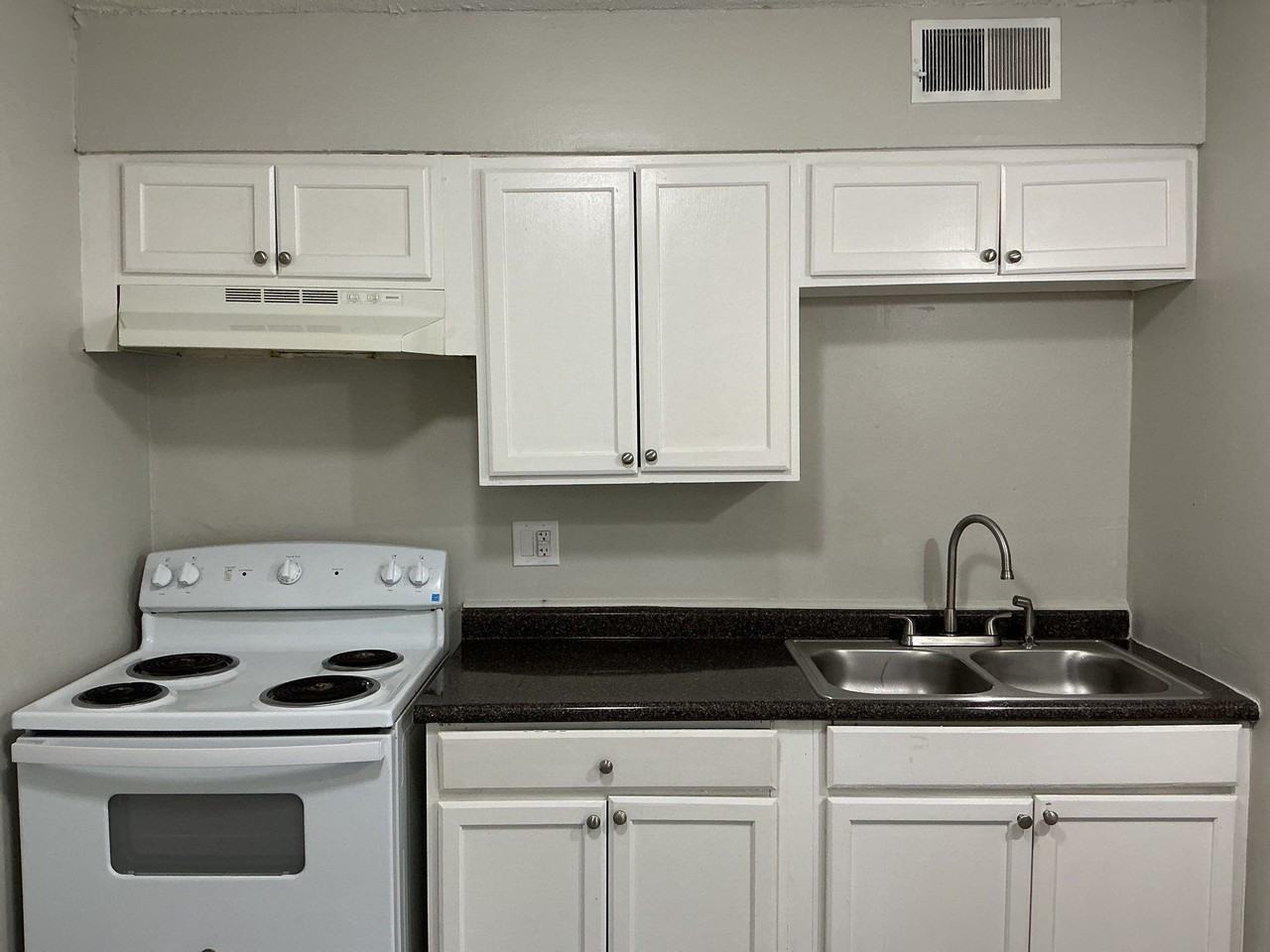 31 Gillman Lane #25 - Photo 2 of 7