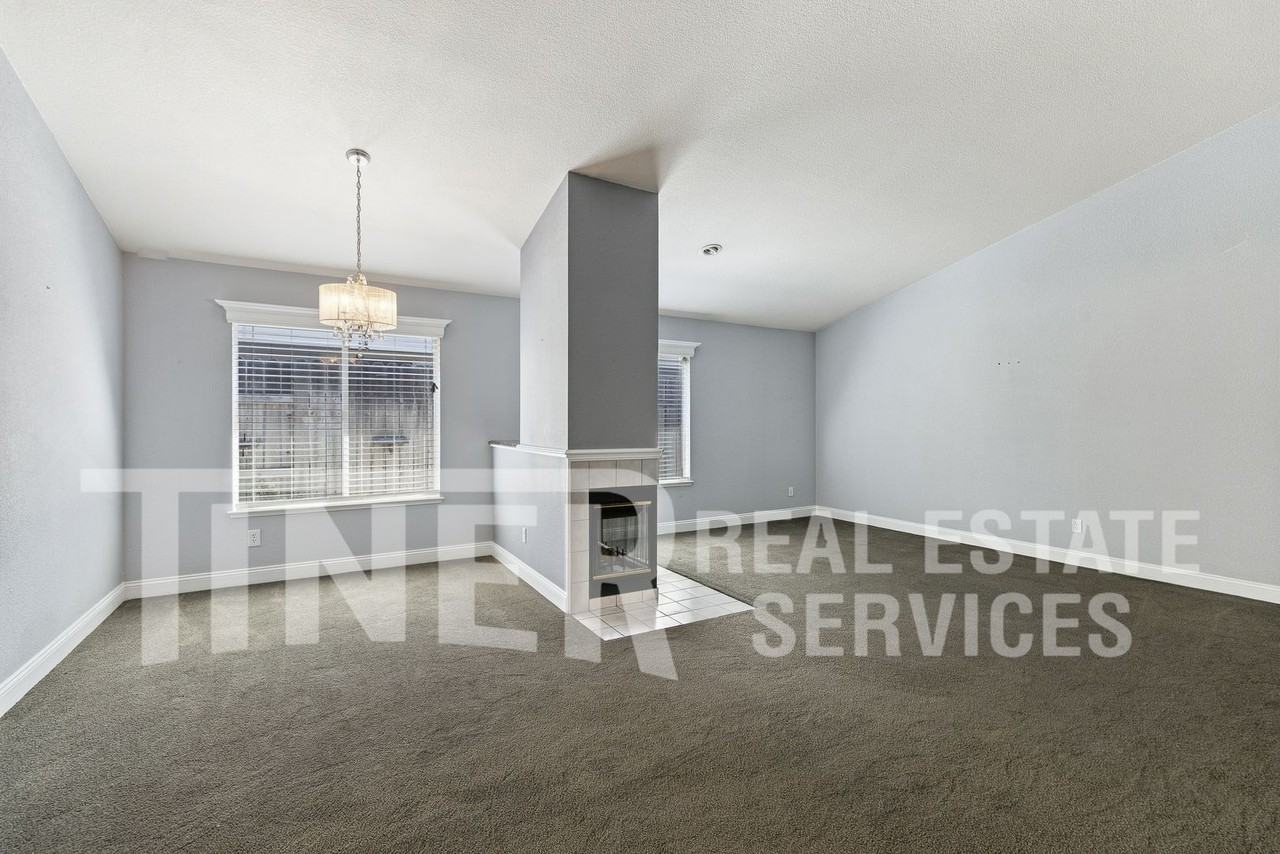 6705 Palmtree Ct - Photo 2 of 29
