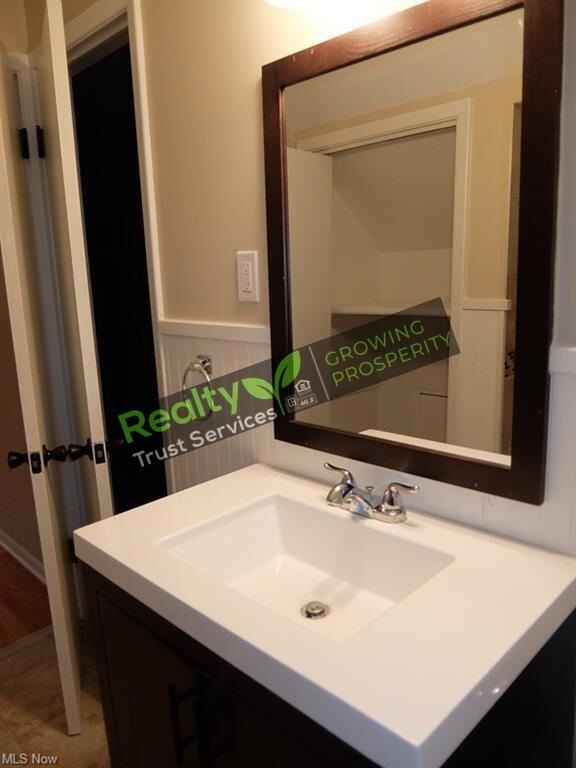 2332 N Taylor Rd - Photo 5 of 18