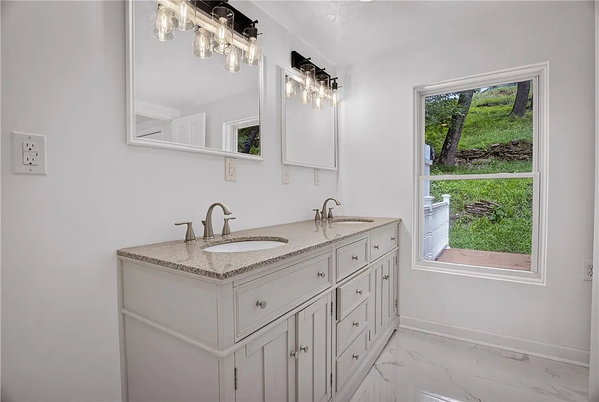 635 Valley St #NA - Photo 7 of 10