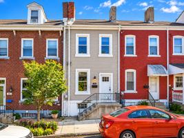 featured image of 363 44th St #NA