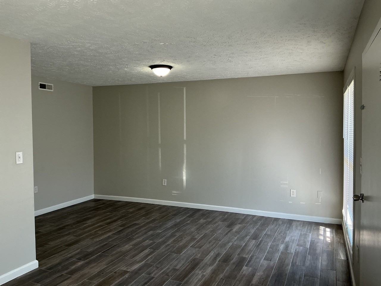 33 Gillman Lane #5 - Photo 6 of 7