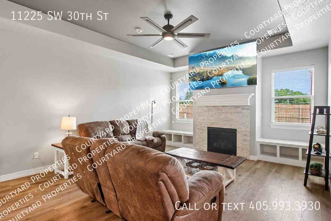 11225 Sw 30th St - Photo 3 of 33