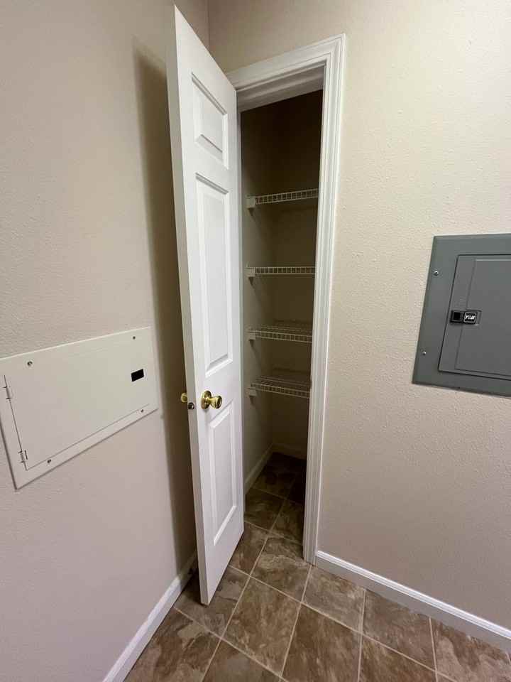 Hillsborough Pointe Apartments - Photo 5 of 50