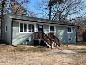 925 Jones Cir - Photo 1 of 1