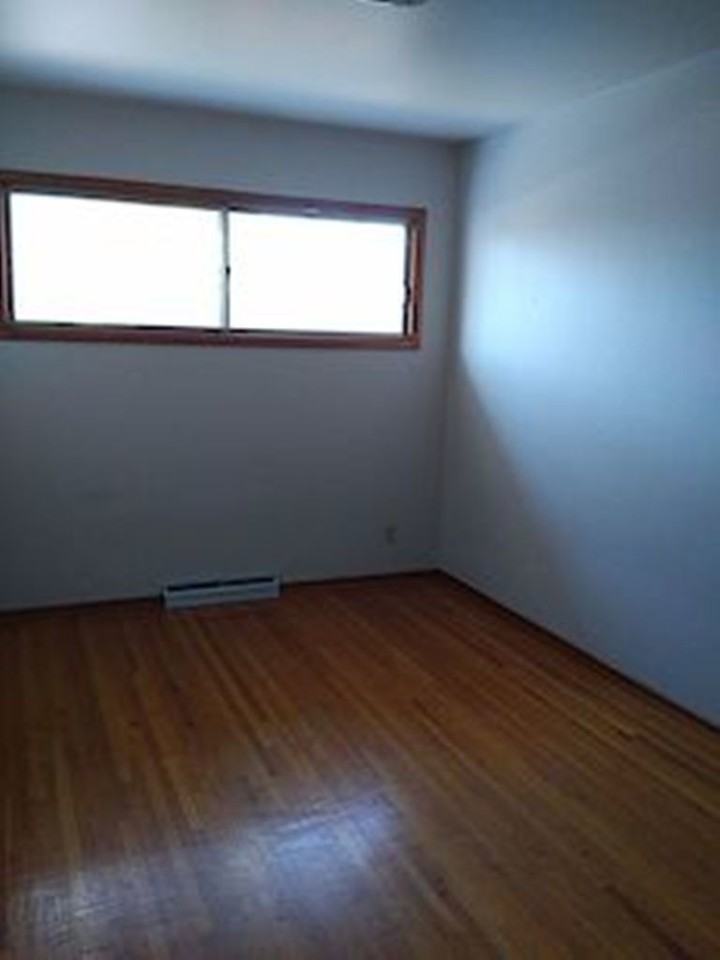 1417 43 St Sw - Photo 4 of 9