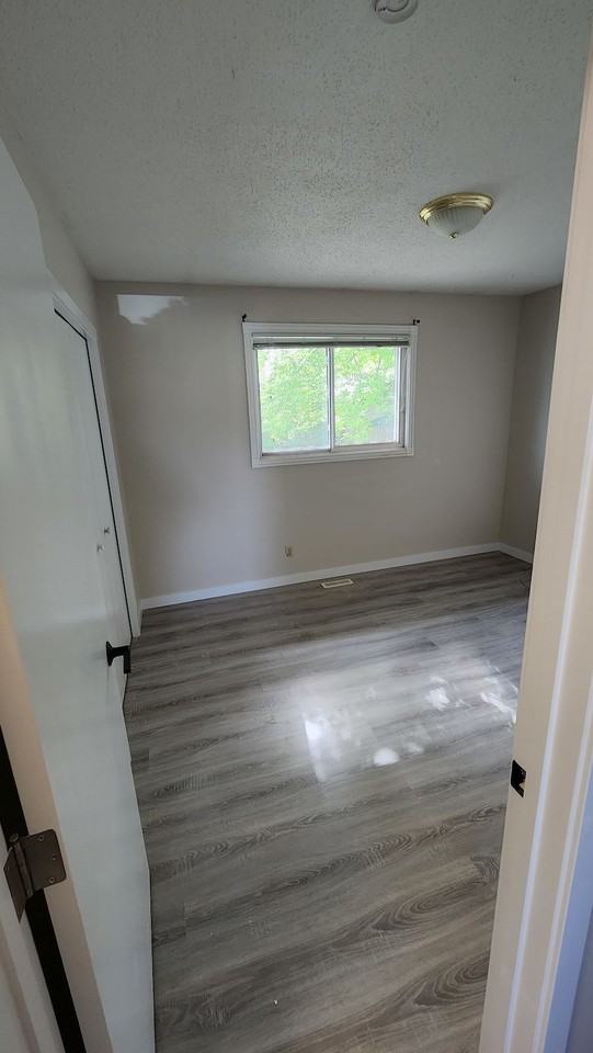 92 Pensville Rd Se - Photo 4 of 14