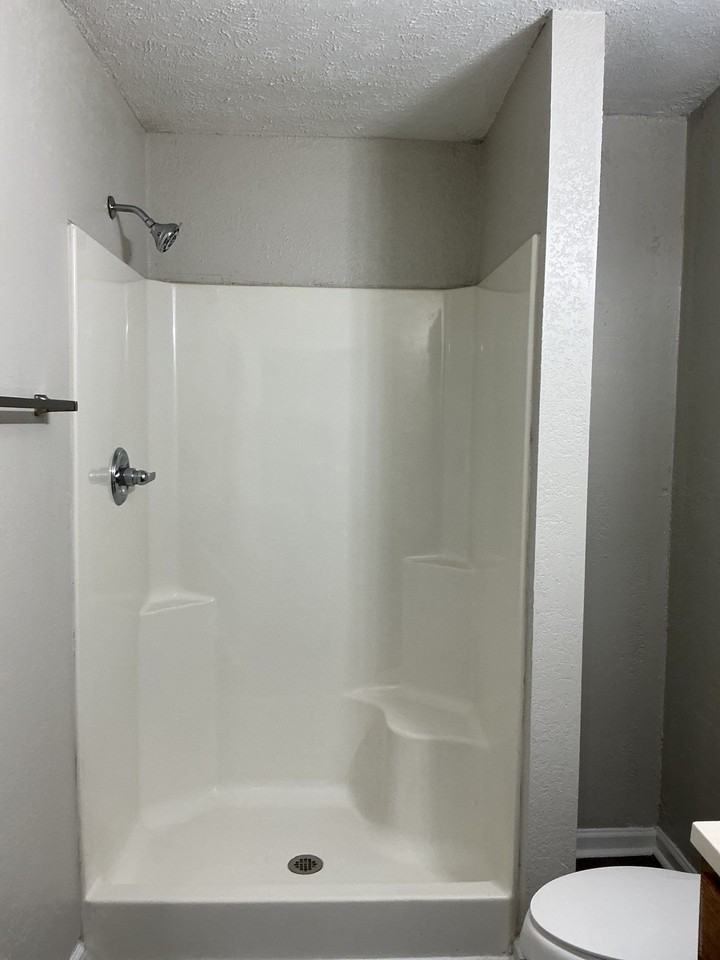 1141 Cynthia Circle - Photo 3 of 8