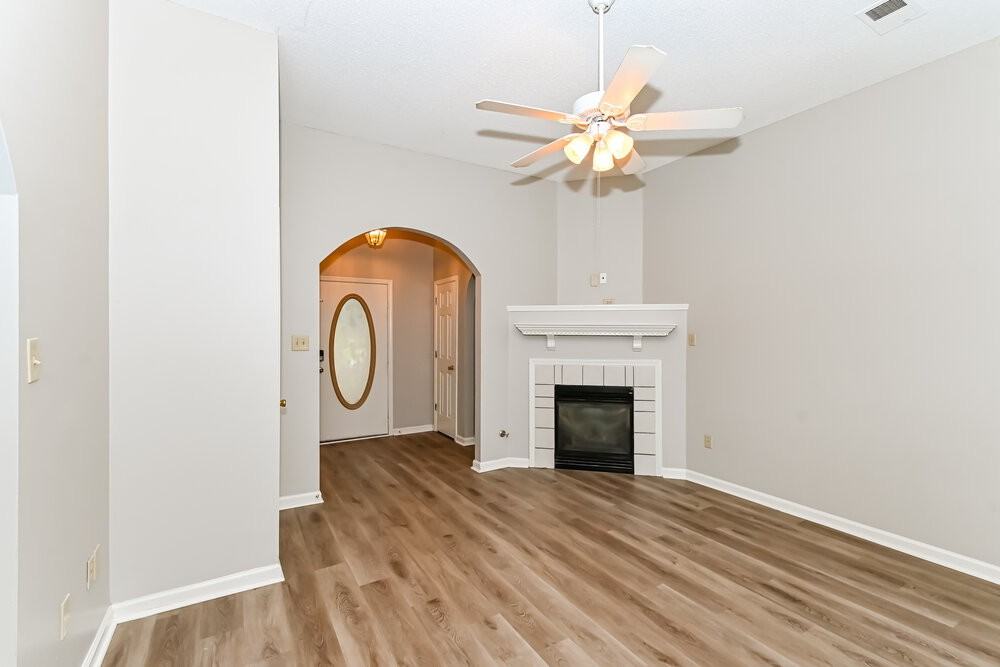 9908 Morgan Manor Dr - Photo 6 of 17